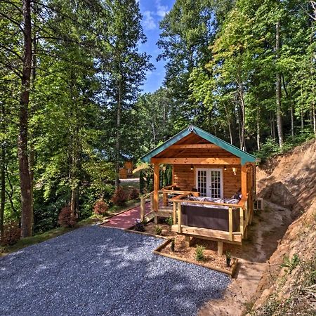 Bryson City Studio With Hot Tub - Near Nantahala! Exterior photo